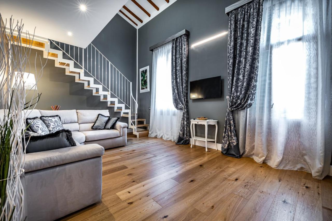 Yid Capo Di Mondo Luxury Apartment In Florence Extérieur photo
